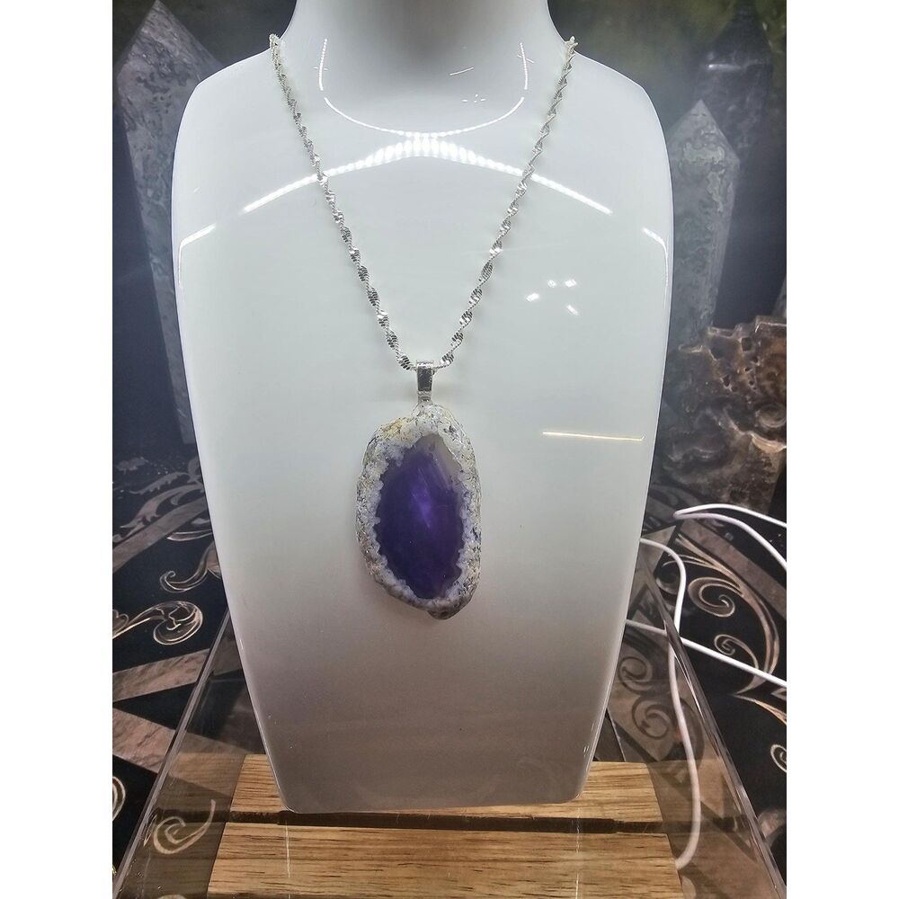 Purple agate Pendant Necklace - CrystalCloud Company - Purple agate Pendant Neck